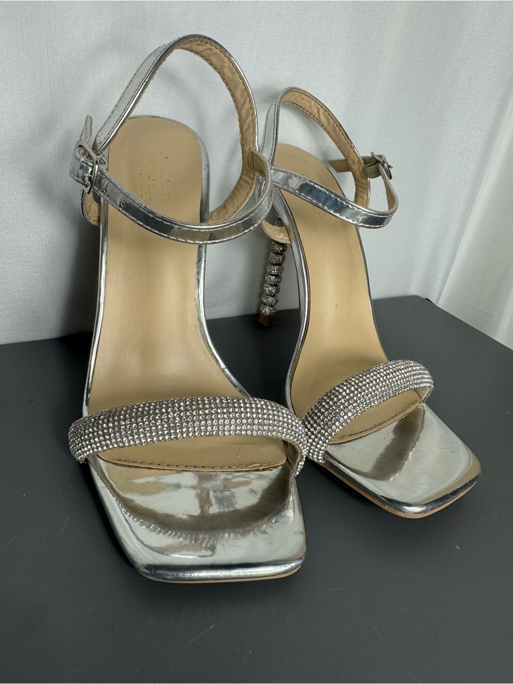 Charlotte Russe Y2K style party disco Silver Embellished stiletto Heels size 6
